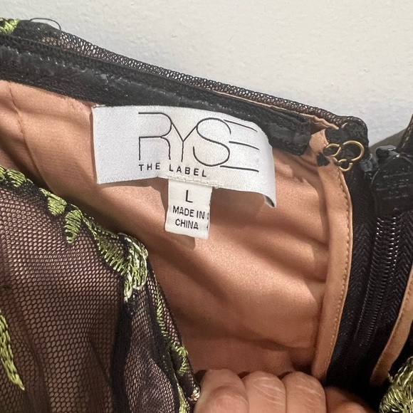 Ryse the label black floral dress large - Picture 6 of 8